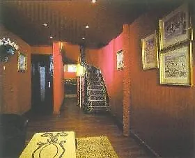 De Beaune 酒店 2*